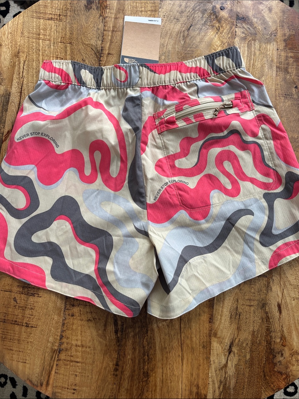 NWT Northface Shorts - Picture 6 of 8